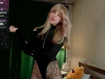 Bongacams Private Sex Chat of LucyStars