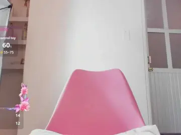 Bongacams Live Sex Cam of RiriBlonde