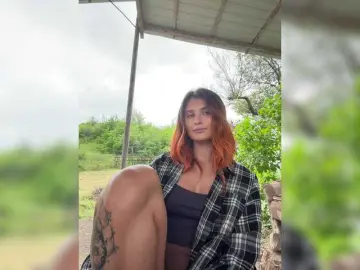 Bongacams Live Sex Cam of FOX69LOVE