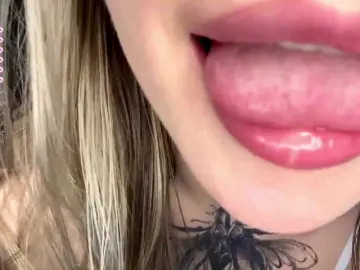 Bongacams Sex Cam of BlondyBun