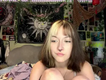 Bongacams Nude Webcam of PattiBingle