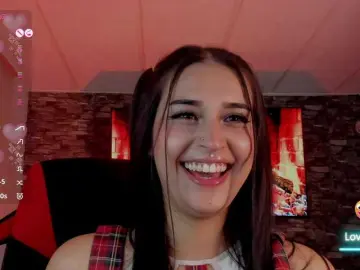 Bongacams Watch Live Sex Cams of Charlotte-greys