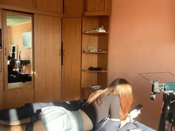 Bongacams Free Porn Cam of LydiaChey