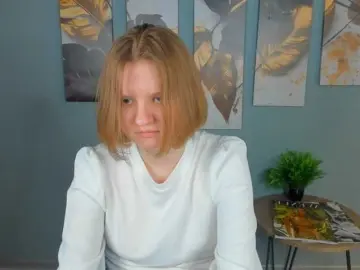 Bongacams Nude Webcam of LilianSlow