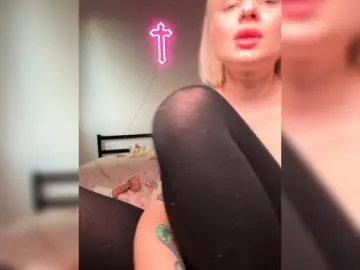 Bongacams Best live sex cam show of LuxBby