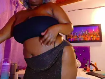 Bongacams Sex Cam of ebony-NeighborMoans
