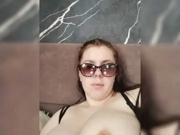 Bongacams Nude Webcam of GirlWithACrystal