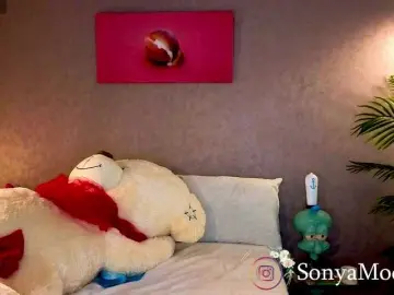Bongacams Nude Webcam of Sonya-Love