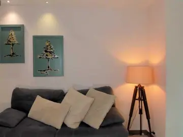 Bongacams Watch Live Sex Cams of NiaSalvatore