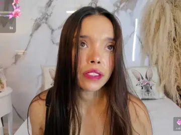 Bongacams Adult Webcams of hannahill69