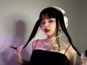 Bongacams Free Live Porn of QuianaDearman