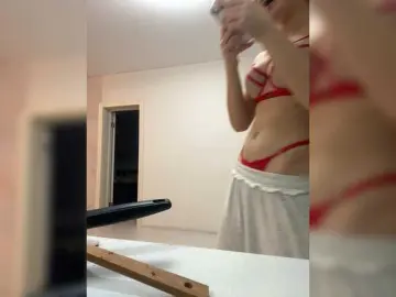 Bongacams Best live sex cam show of VikaAndMilana