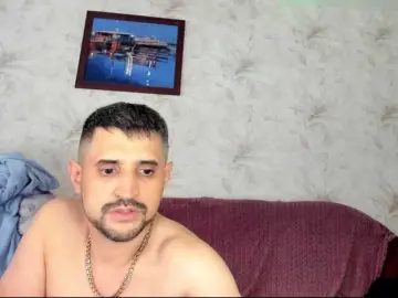 Bongacams Free Porn Cam of VIP17CoupleDream