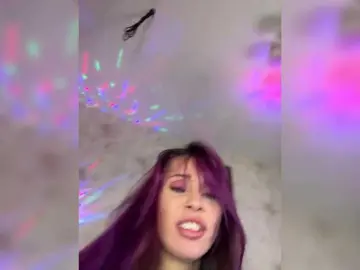 Bongacams Free Live Porn of VIP17CoupleDream