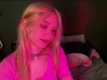 Bongacams Best live sex cam show of sexycute18