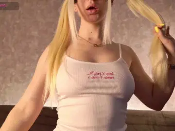 Bongacams Watch Live Sex Cams of Avr0ria