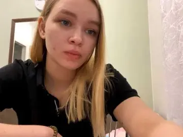 Bongacams Free Porn Cam of HerminiaLanting