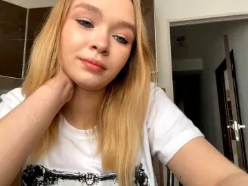 Bongacams Best Webcam of HerminiaLanting