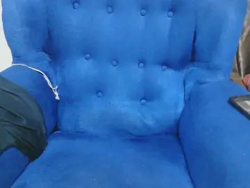 Bongacams Free Porn Cam of Petitelv