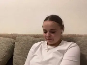 Bongacams Watch Live Sex Cams of EsterGreenley