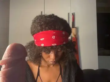 Bongacams Private Sex Chat of SexyBaddie