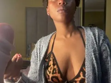 Bongacams Live Sex of SexyBaddie