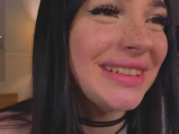 Bongacams Live Sex of LisaAndDenis