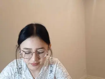 Bongacams Best Webcam of MyrleHenggeler