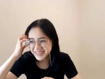 Bongacams Live Porn of MyrleHenggeler