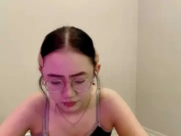 Bongacams Adult Webcam of MyrleHenggeler