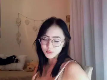 Bongacams Live Porn of MyrleHenggeler