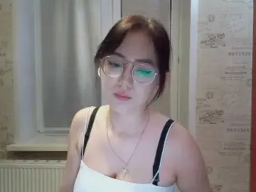 Bongacams Free Live Porn of MyrleHenggeler