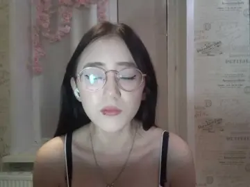 Bongacams Nude Webcam of MyrleHenggeler