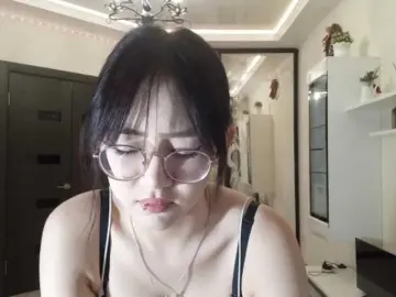 Bongacams Sex Chat of MyrleHenggeler