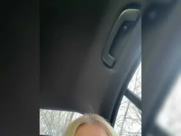 Bongacams Watch Live Sex Cams of x-NaStyA-x