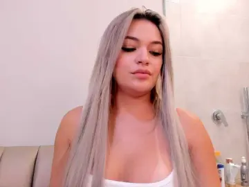 Bongacams Live Sex Cam of milaowens