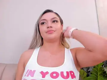 Bongacams Nude Webcam of milaowens