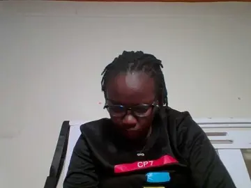 Bongacams Watch Live Sex Cams of Sweetariah1