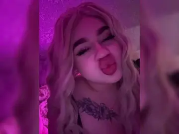 Bongacams Watch Live Sex Cams of Milkkyy