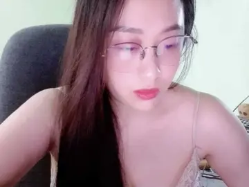 Bongacams Live Porn of Amy-Yong