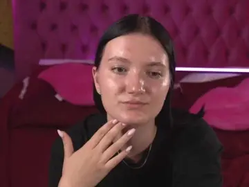 Bongacams Free Porn Cam of KiraRaya