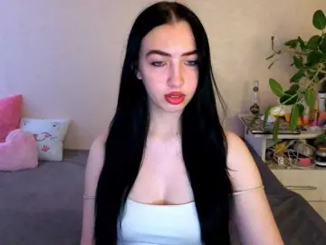 Bongacams Free Porn Cam of WildKittenX