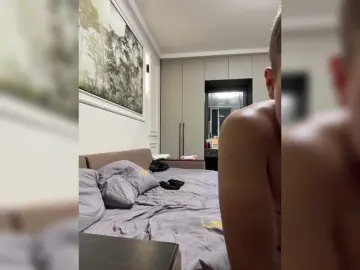 Bongacams Sex Cam of DoubleSs001