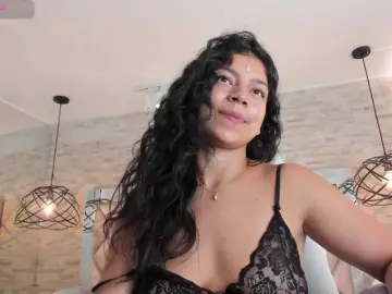 Bongacams Adult Webcam of CeleneMidnight