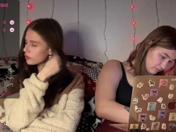 Bongacams Watch Live Sex Cams of 2Love-Love2