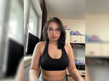 Bongacams Free Porn Cam of Li-Love