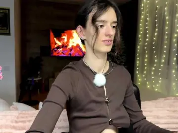 Bongacams Nude Webcam of SweetieTati