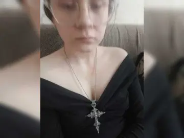 Bongacams Watch Live Sex Cams of murmurmeow666