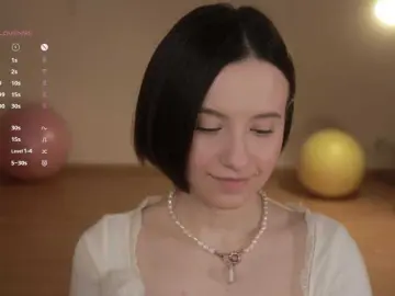 Bongacams Free Live Porn of -FemaleEssence-