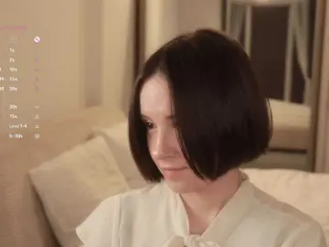 Bongacams Live Sex Cam of -FemaleEssence-